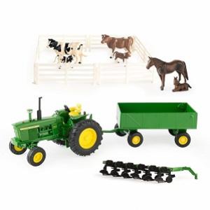 1:32 JD DIECAST FARM PLAYSET