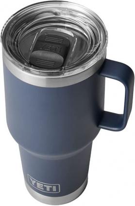 RAMBLER 30OZ TRAVEL MUG NAVY