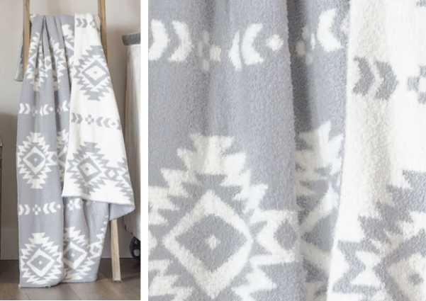 HAZY GREY STRETCH BLANKET