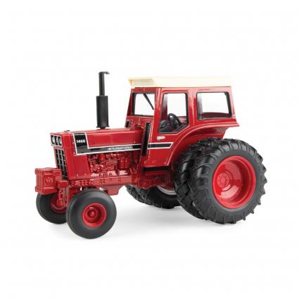 1:32 IH 1466 TRACTOR W CAB