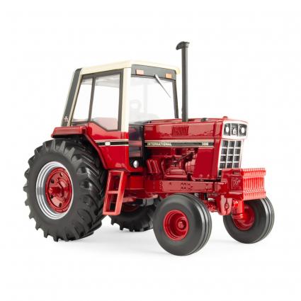 1:32 IH 1486 TRACTOR W/CAB