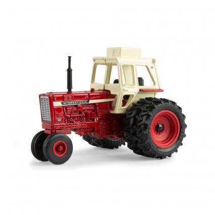 1:64 FARMALL 856 TRACTOR