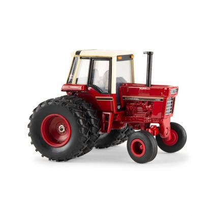 1:64 IH 1486 tractor