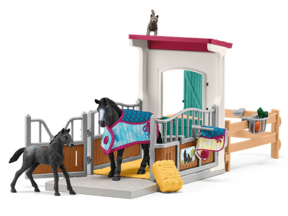 HORSE BOX W MARE AND FOAL