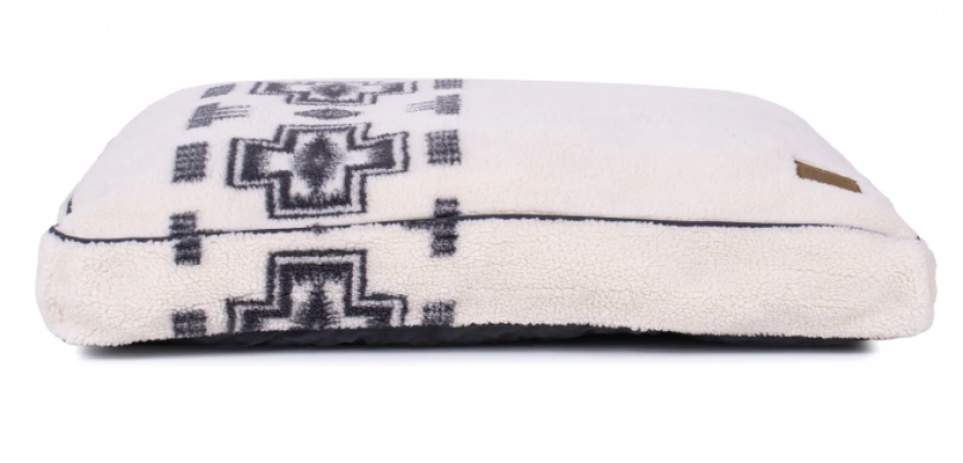 PENDLETON BERBER BED NATURAL LRG