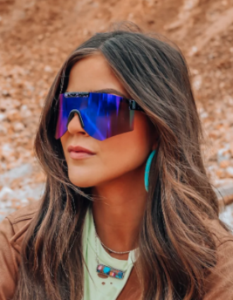 BLACK SPORT W BLUE LENSE SUNGLSS