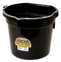 20QT FLAT BACK BUCKET BLACK