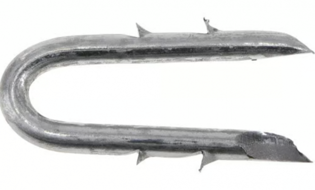 FENCE STAPLES BARB GLV 2.50 8GA